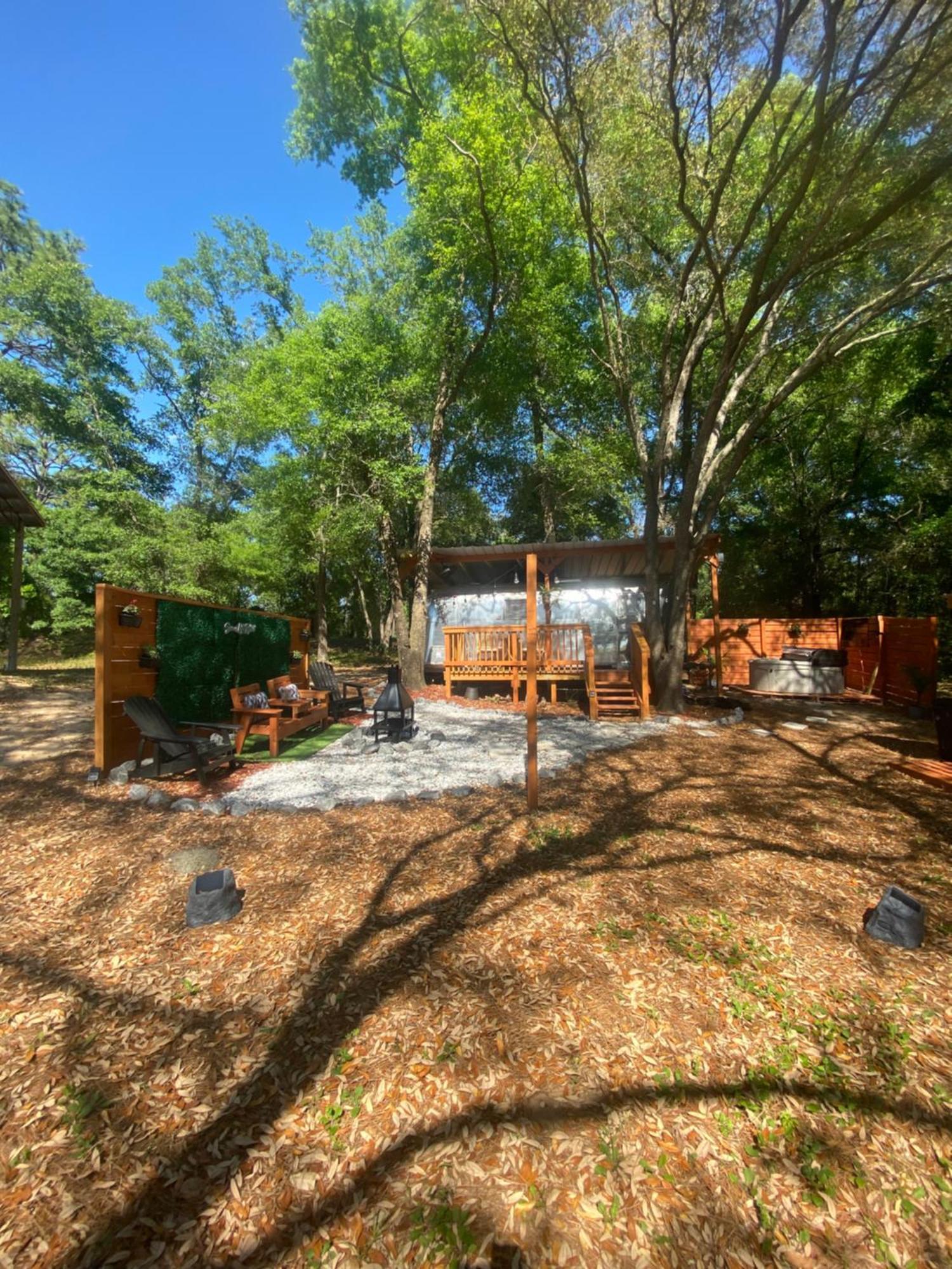 Serene Life Retreat Chipley Bagian luar foto