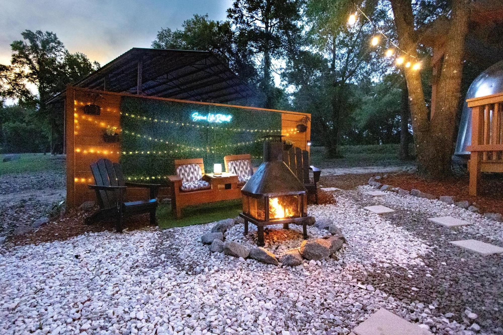 Serene Life Retreat Chipley Bagian luar foto