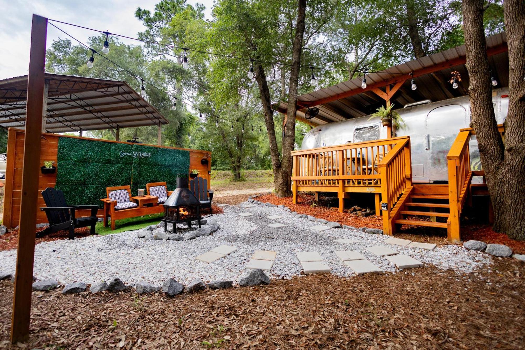Serene Life Retreat Chipley Bagian luar foto